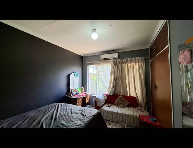 3 BEDROOM HOUSE FOR SALE IN VANDERBIJLPARK SW 2